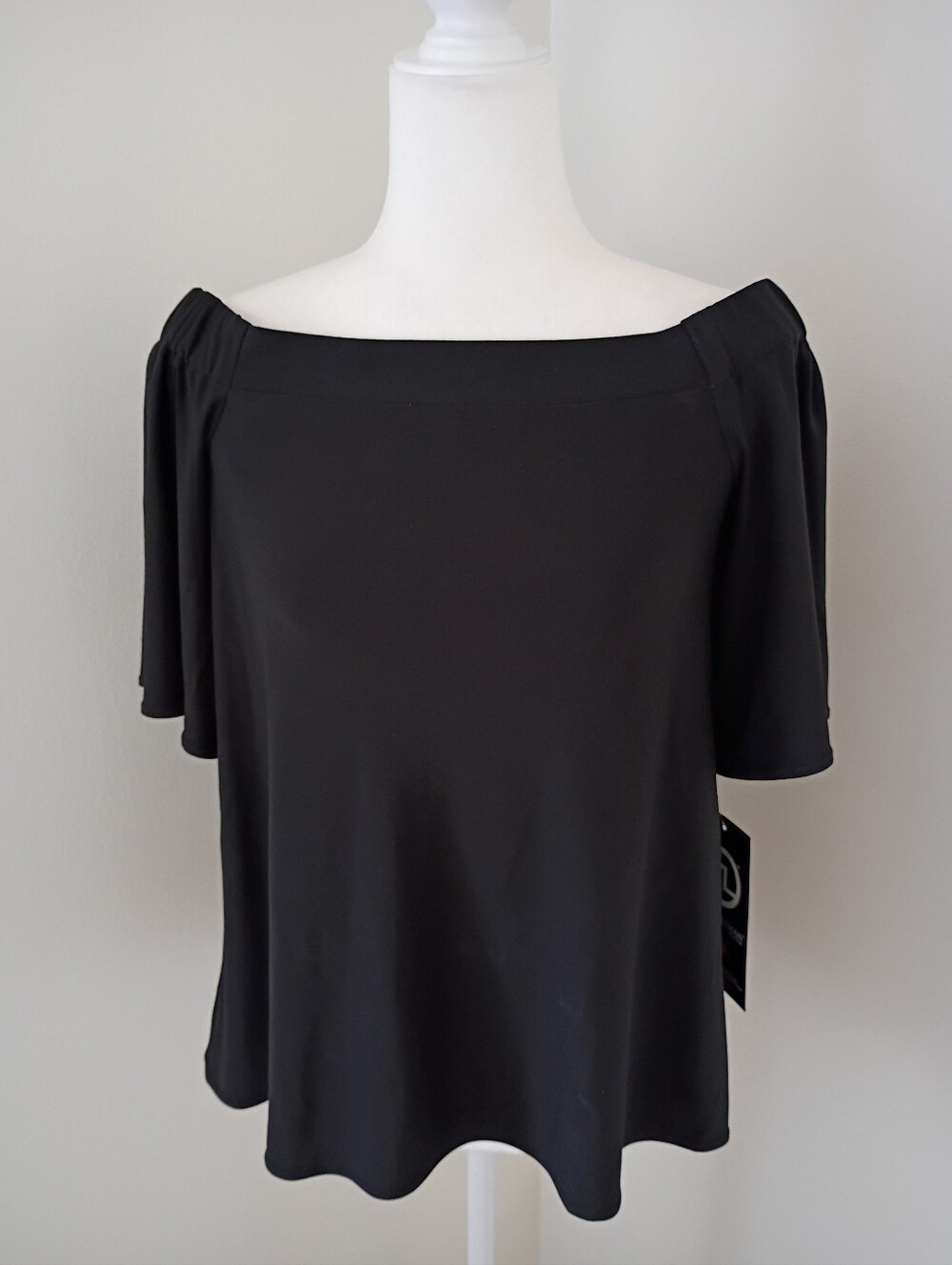 Frank Lyman Black Off-Shoulder Flounce Top, NWT Size 4